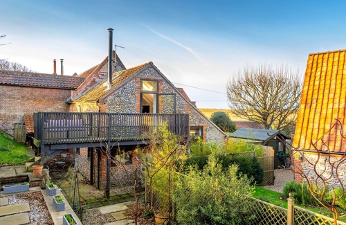 Weybourne Cottage | Mill End is a unique and stylishly renovated two bedroom cottage, just a short walk from the beach a
