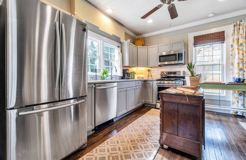 Southmont Cottage | Mill House Cottage in rural setting, come visit!