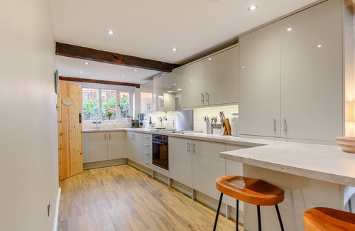 Sheringham House | Mill Pond Cottage - Four Bedroom House, Sleeps 8