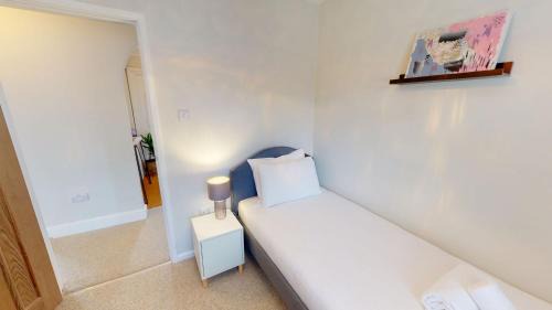 Wolvercote House | Mill Stream Passage