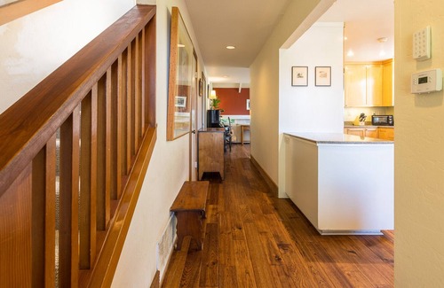 Tamalpais-Homestead Valley House | Mill Valley Gem 3BR Unbeatable Location w/ Hot Tub