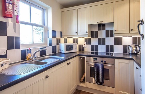 Cirencester House | Mill Village 70, Horse Shoe (P)