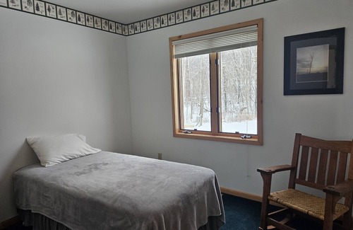 Isle Cabin | Mille Lacs Lake eastside cabin with stunning sunsets!