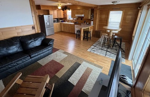 Onamia Cabin | Mille Lacs lakefront 2 bedroom cabin