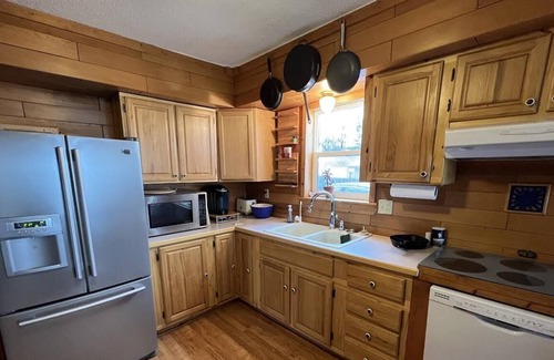 Onamia Cabin | Mille Lacs lakefront 2 bedroom cabin