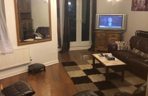 Riverside Apartment | millenium stadium apartment