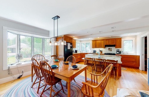 Brunswick House | Miller Creek Cove Retreat