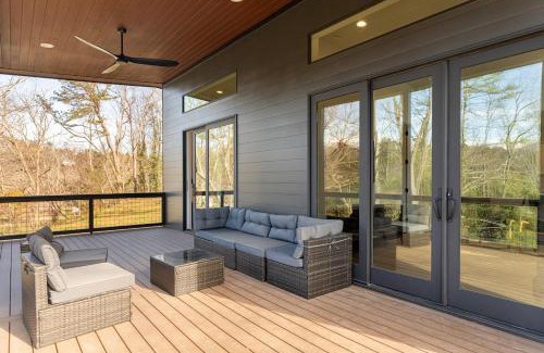 Fairview House | Miller Modern Mountain Home