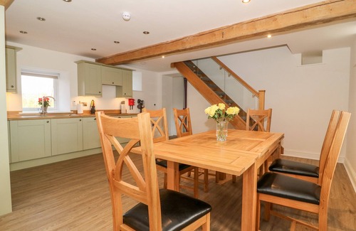 Harrogate Cottage | MILLER'S WHEEL, pet friendly, luxury holiday cottage in Spofforth