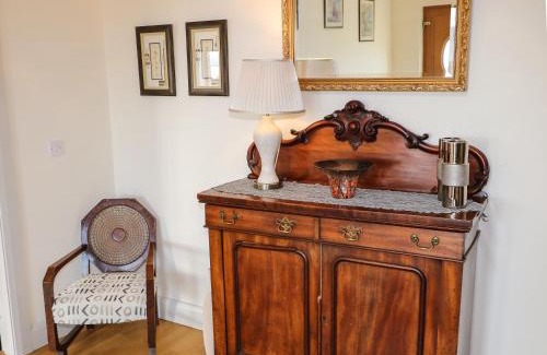 Muff House | Millers Lane House