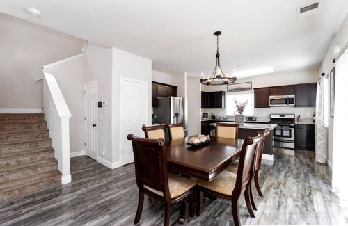 Friant House | Millerton Lake