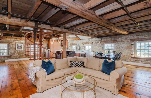 New Bedford Apartment | Millie's located in Historic downtown New Bedford, Unique Luxury w. water views