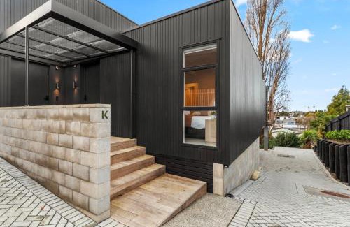 Hamilton North House | Million Dollar Apartment, LUXE VIEW -By KOSH BNB