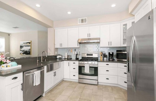 Rowland Heights House | Million Dollar+ Home w Basketball Court
