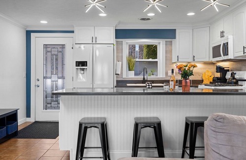 Traverse City House | Million Dollar Views: Bayshore Beach House w/Opt. RV Pads, Beach Firepit & More