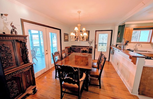 Hanahan House | Million Dollar View, Close to Everything, Waterfront with kayaks