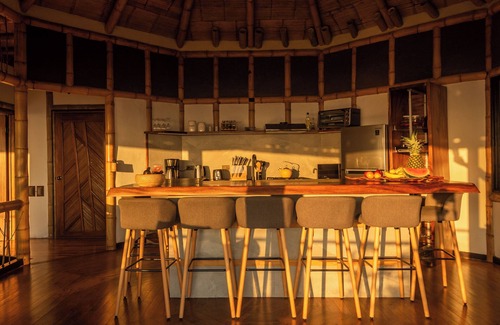 La Lindora Cabin | Million Dollar View Ecovilla