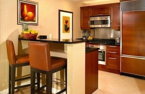 Las Vegas Apartment | Million Dollar View of the Strip, Formula One, & Sphere 1 Bedroom 2 Bath Suite