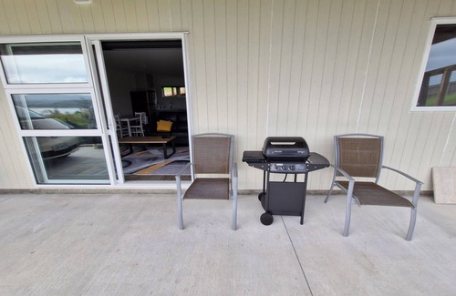 Opononi Apartment | Million dollar views in our brand new 2 bedroom unit.