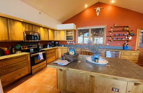La Veta House | Million Dollar Views in the Mountains