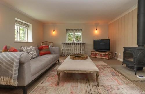 Woolhope House | Millpond Bothy