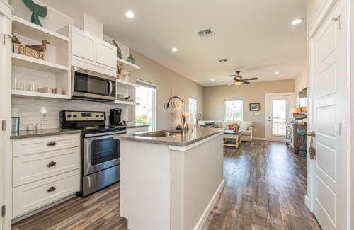 Port Aransas House | Mills Fishing Cabin