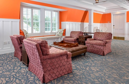 Yellow Springs Hotel | Mills Park Hotel