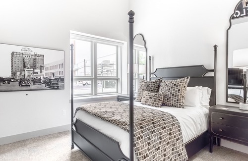 Downtown Hotel | Millsap Suites by Pioneer Pocket Hotel