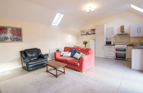 Stoney Stretton Cottage | MILLSTONE COTTAGES - MIDDLE COTTAGE, pet friendly in Westbury