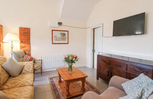 Stoney Stretton House | Millstone Cottages - Granary Cottage