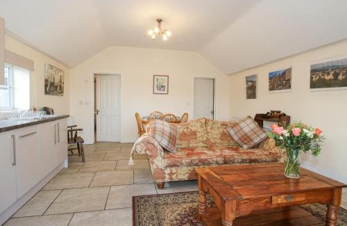 Stoney Stretton House | Millstone Cottages - Millstone Cottage