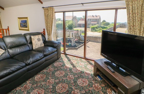 North Bitchburn Cottage | MILLSTONE, pet friendly, character holiday cottage in Staindrop