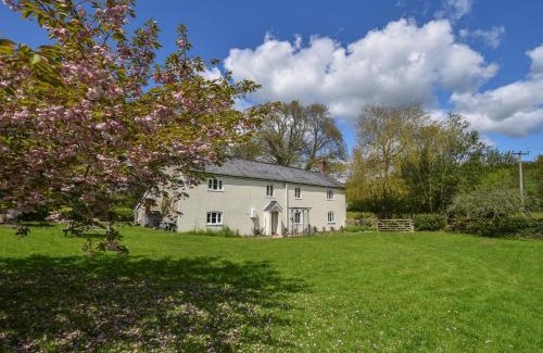 Axminster House | Millwater Cottage