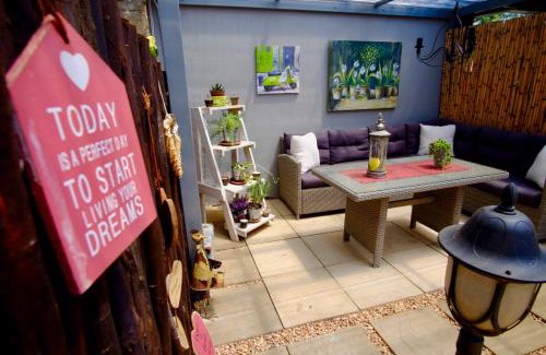 Greater Johannesburg Metropolitan Area House | Milly's Touch Studios