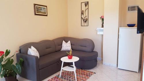 Mugeba Apartment | Miloš