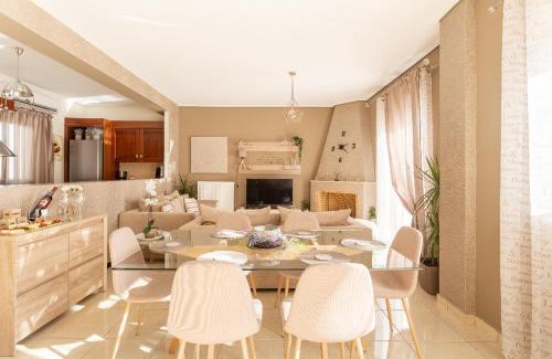 Markopoulon Villa | MiLo Luxury House -Free Airport pick up-10min drive