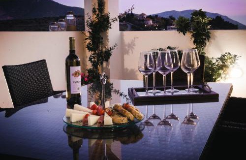 Markopoulon Villa | MiLo Luxury House -Free Airport pick up-10min drive