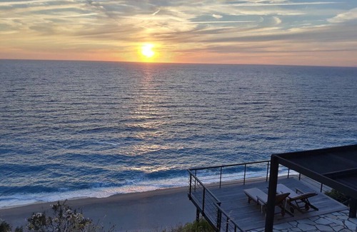Agios Nikitas Villa | MILOS BAY VILLAS -Beachfront luxury villa with private pool, and stunning view