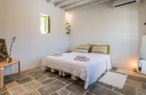 Milos Other | Milos Casa where the guests can enjoy the gentle and relaxing sound of reeds.