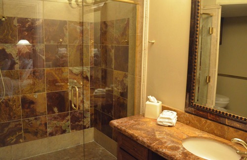 Boulder City Hotel | Milos Inn