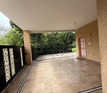 F-6 Sector House | Milton Guesthouse