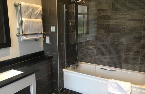 Steventon Hotel | Milton Hill