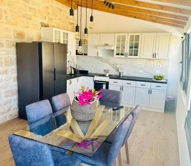 Prigradica House | Milton holiday house
