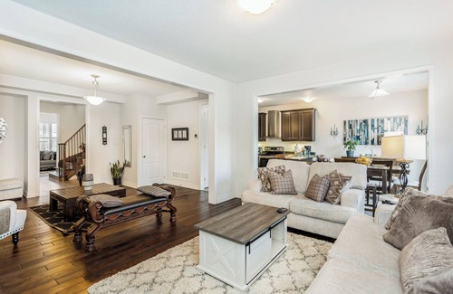 Halton Regional Municipality House | Milton Home away from home