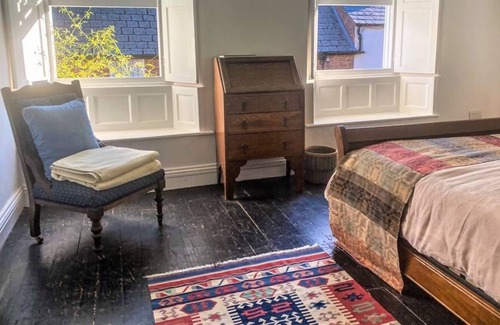 Cornwall House | Milverton Georgian Gem with Boho Vibe .