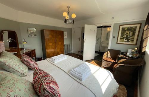 Lee-on-the-Solent Bed & Breakfast | Milvil