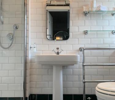 Lee-on-the-Solent Bed & Breakfast | Milvil