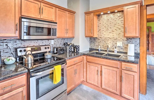 Upper East Side House | Milwaukee Eastside Escape - Walk to Lake Michigan