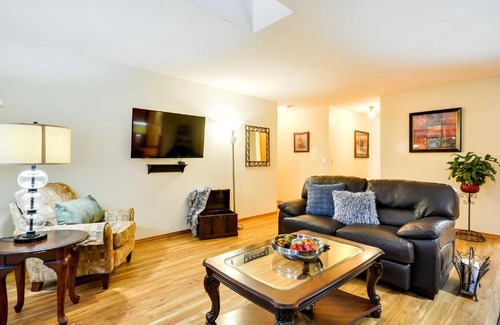 Oak Grove House | Milwaukie Home with Covered Porch Dogs Welcome!