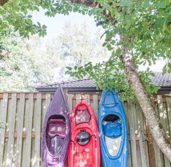 Jennings Lodge House | Milwaukie Riverfront Guest House